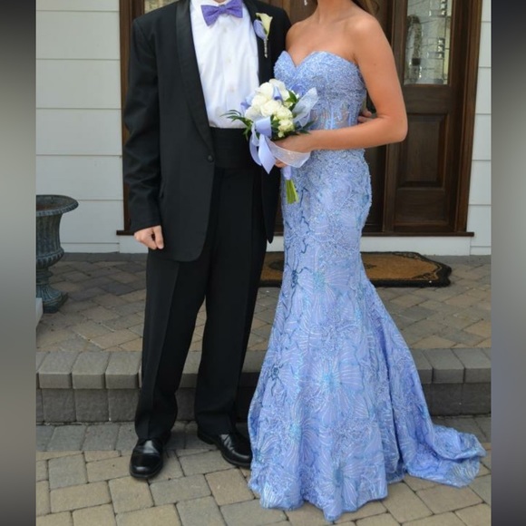 Prom dress - Picture 10 of 11